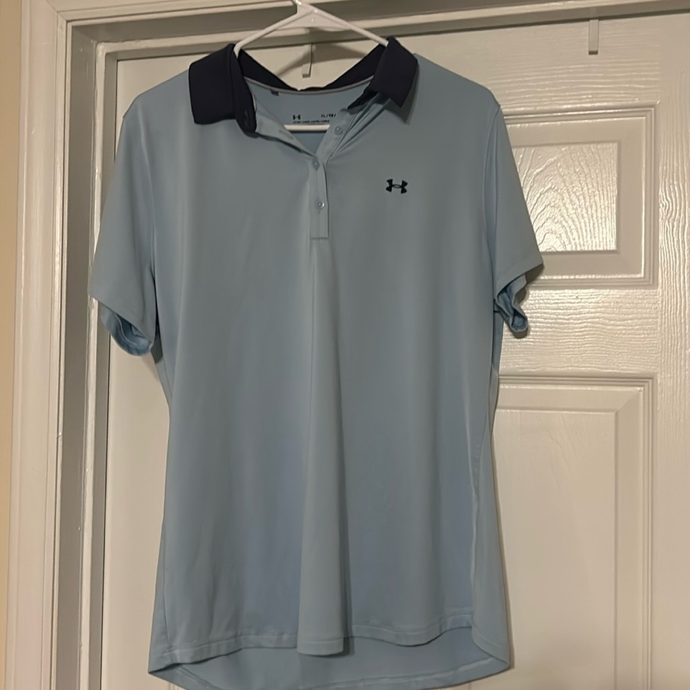 Women’s UA fitted polo